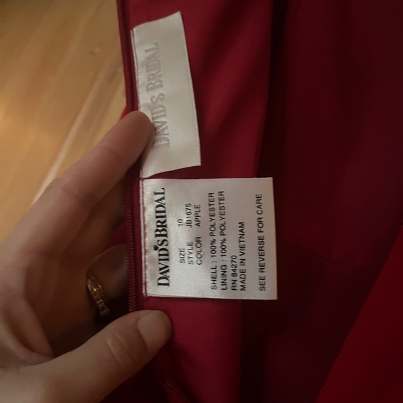 David’s bridal formal dress - Picture 3 of 3